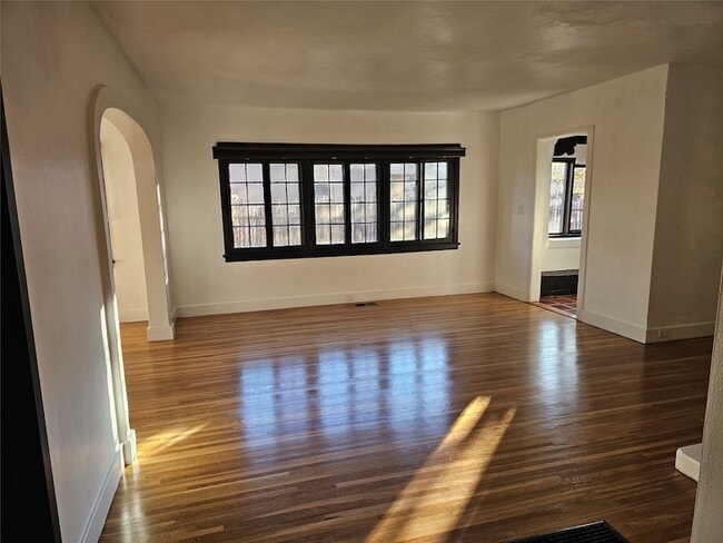 Building Photo - 811 #1 Don Diego Unit 1