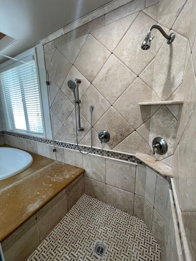 Building Photo - Spacious Custom Built Downtown Huntington Beach Home with Elevator