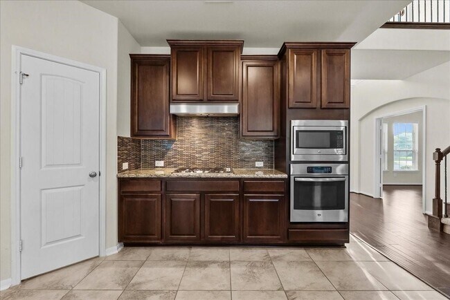 Building Photo - 2246 Oakleaf Trail Ln