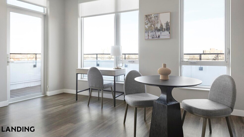 Building Photo - 299 DeBaliviere Ave