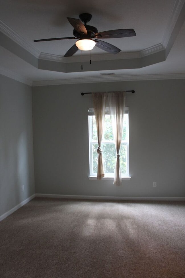 Building Photo - Spectacular Townhouse!  "ASK ABOUT OUR ZER...