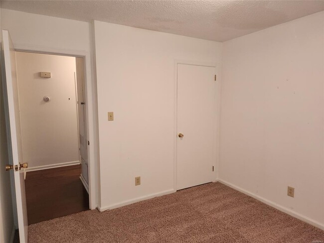 Building Photo - 117 Alecia Dr