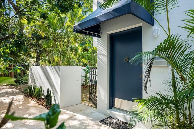Building Photo - 3517 Loquat Ave