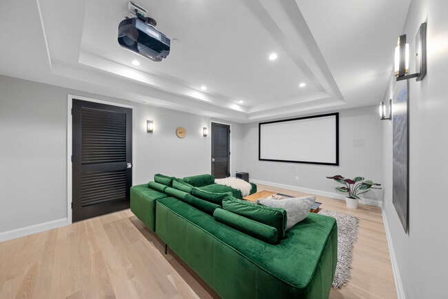 Building Photo - 8822 Churchill Rd