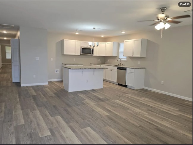 Building Photo - 4103 W 56th Pl