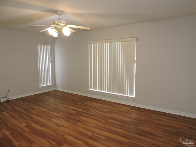 Building Photo - 1449 Greystone Dr