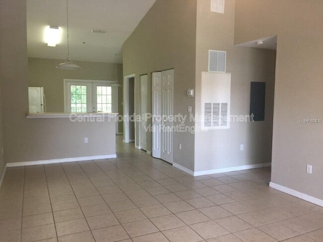 Building Photo - 149 Reserve Cir