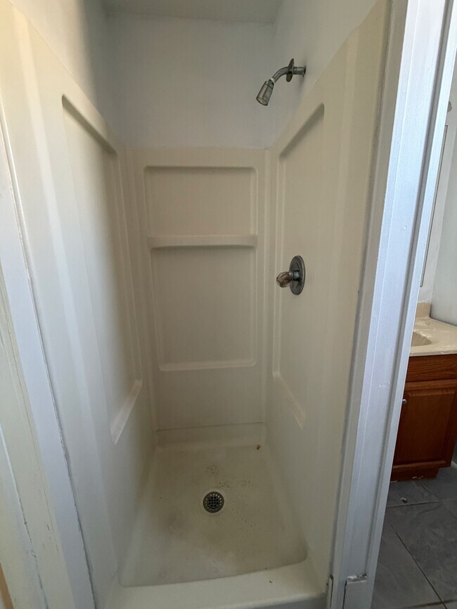 Building Photo - 107 S 5th Ave