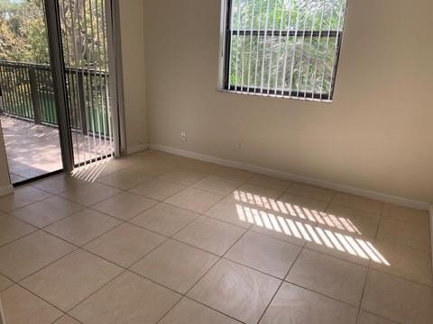 Building Photo - 10121 W Sunrise Blvd