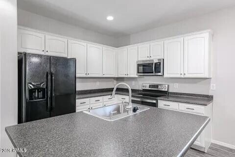 Building Photo - 18009 W Sunnyslope Ln