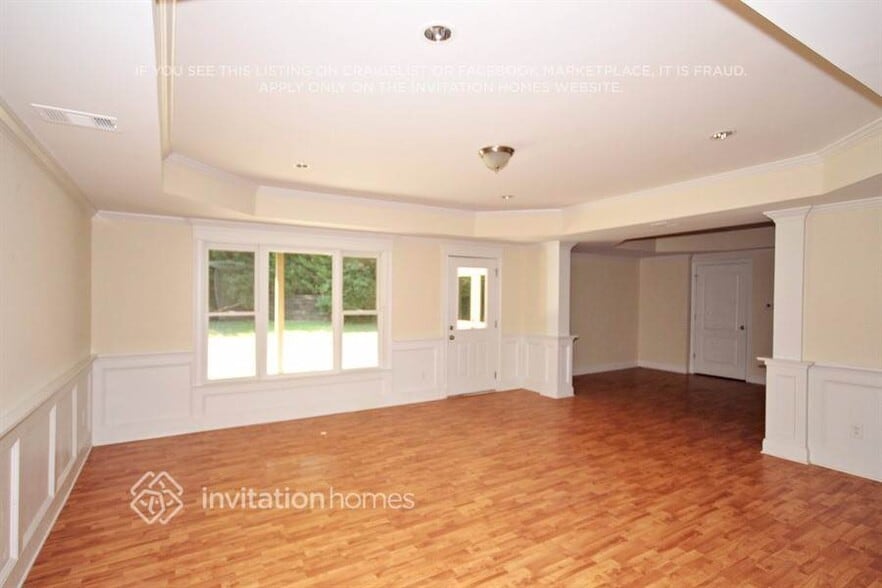 Building Photo - 2049 Mapmaker Dr NE