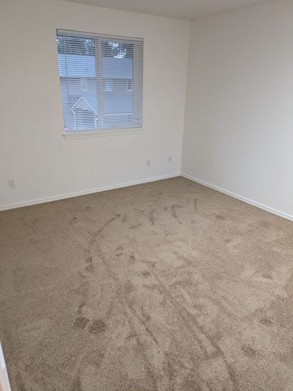 Building Photo - 17979 SW 115th Ave