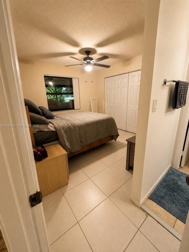 Building Photo - 7954 NW 41 Ct
