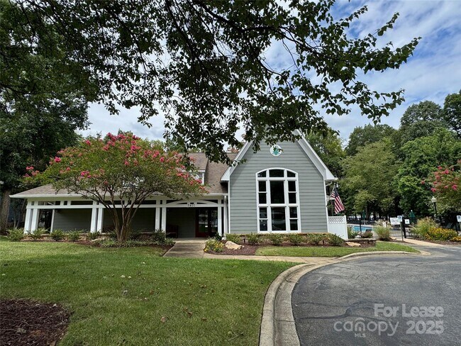 Building Photo - 11433 Foggy Bank Ln