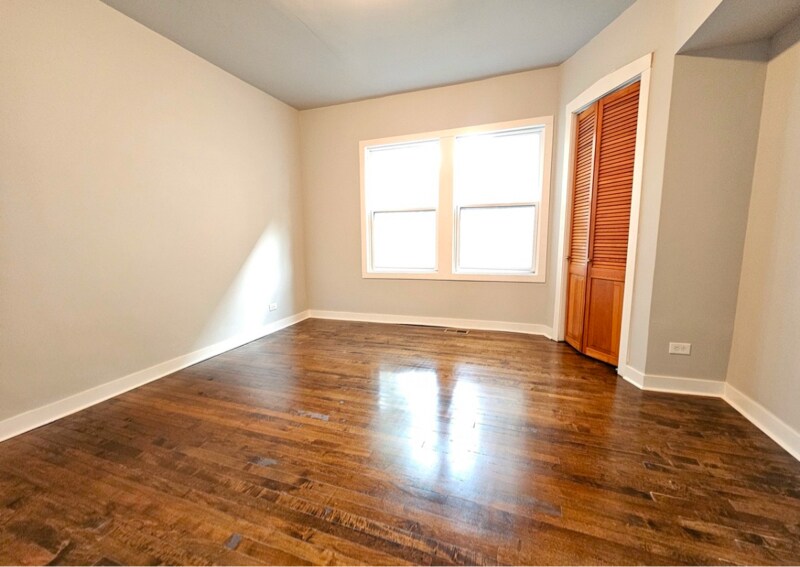 Building Photo - 121 N Menard Ave