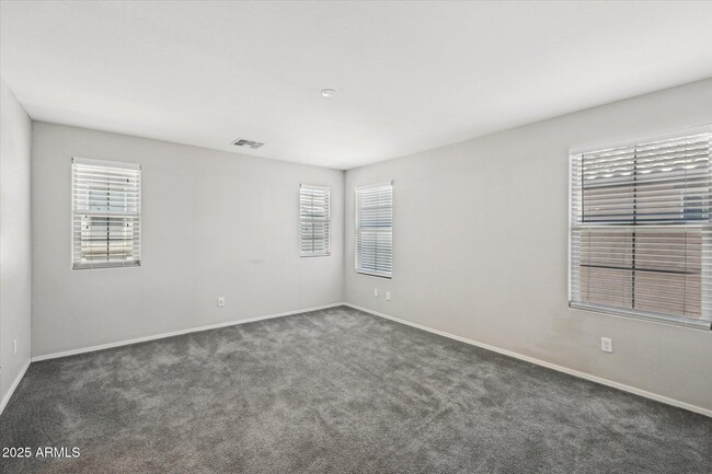 Building Photo - 269 N Scott Dr