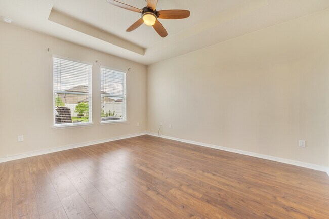 Building Photo - 13501 Silver Strand Falls Dr
