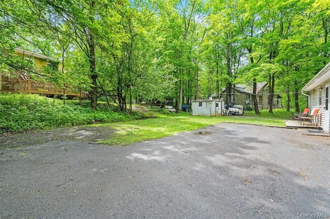 Building Photo - 397 Mine Rd