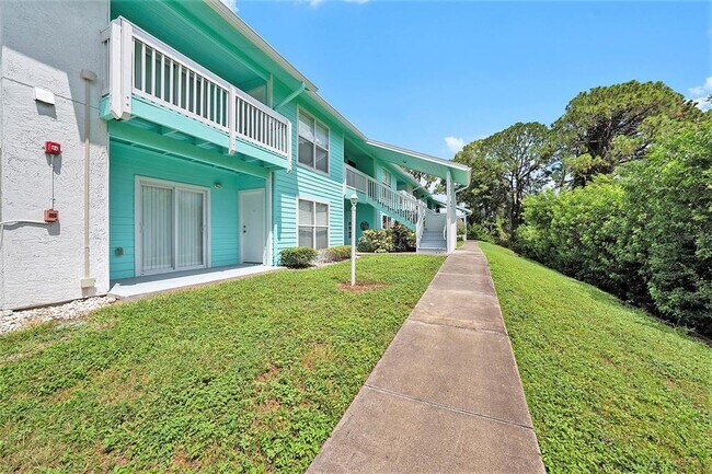 Building Photo - 455 Alt 19