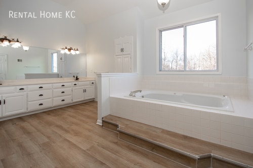 Building Photo - Large 1.5 Story luxury home on 2.5 acres  ...