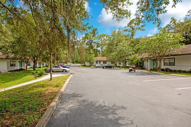 Interior Photo - Cypress Villas | 1 & 2 Bedroom Apartments ...