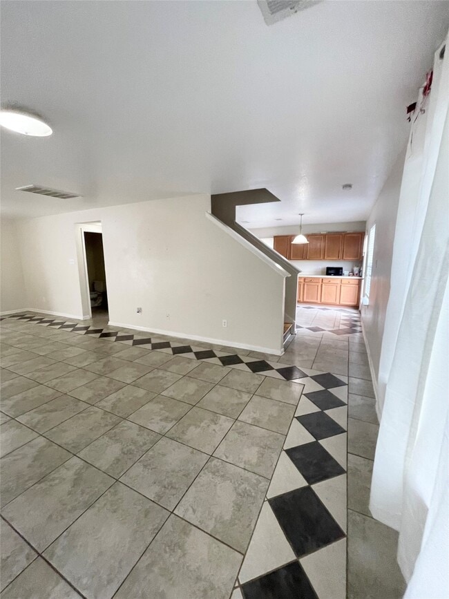Building Photo - 8106 Sanders Forest Ct