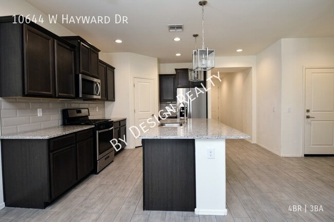 Building Photo - Gladden Farms - 4 Bed 3 Full Bath w/Flex-S...