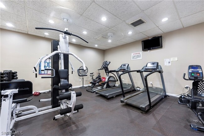 Building Photo - 6142 Whiskey Creek Dr