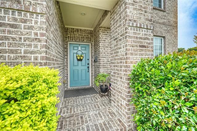 Building Photo - 1729 Bald Eagle Dr