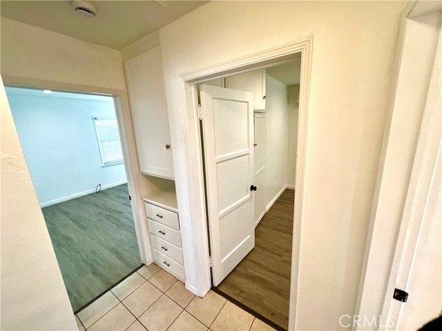 Building Photo - 5032 Gundry Ave