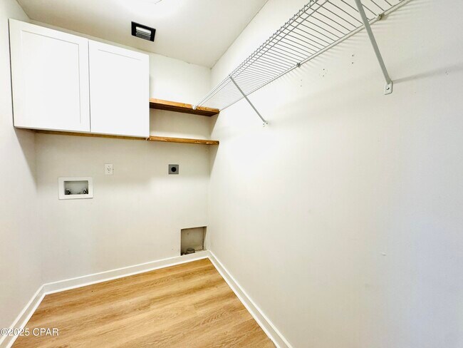 Building Photo - 205 Covington St