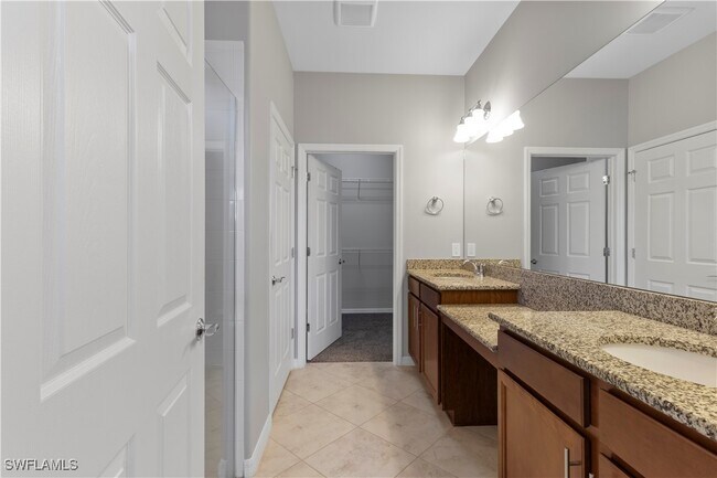 Building Photo - 6068 Triumph Ln