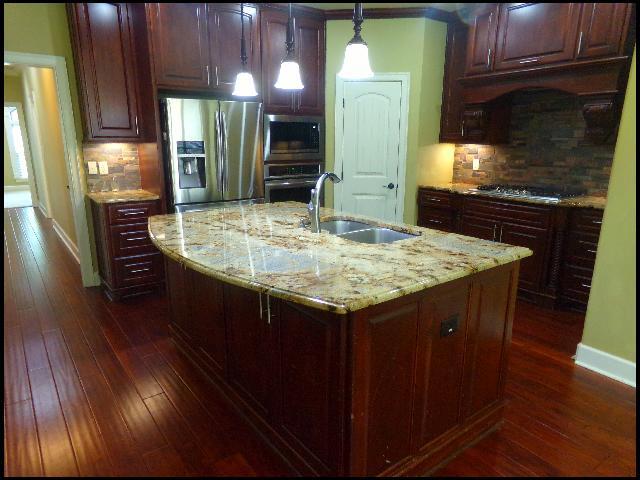 Building Photo - 111 Chelle Ln