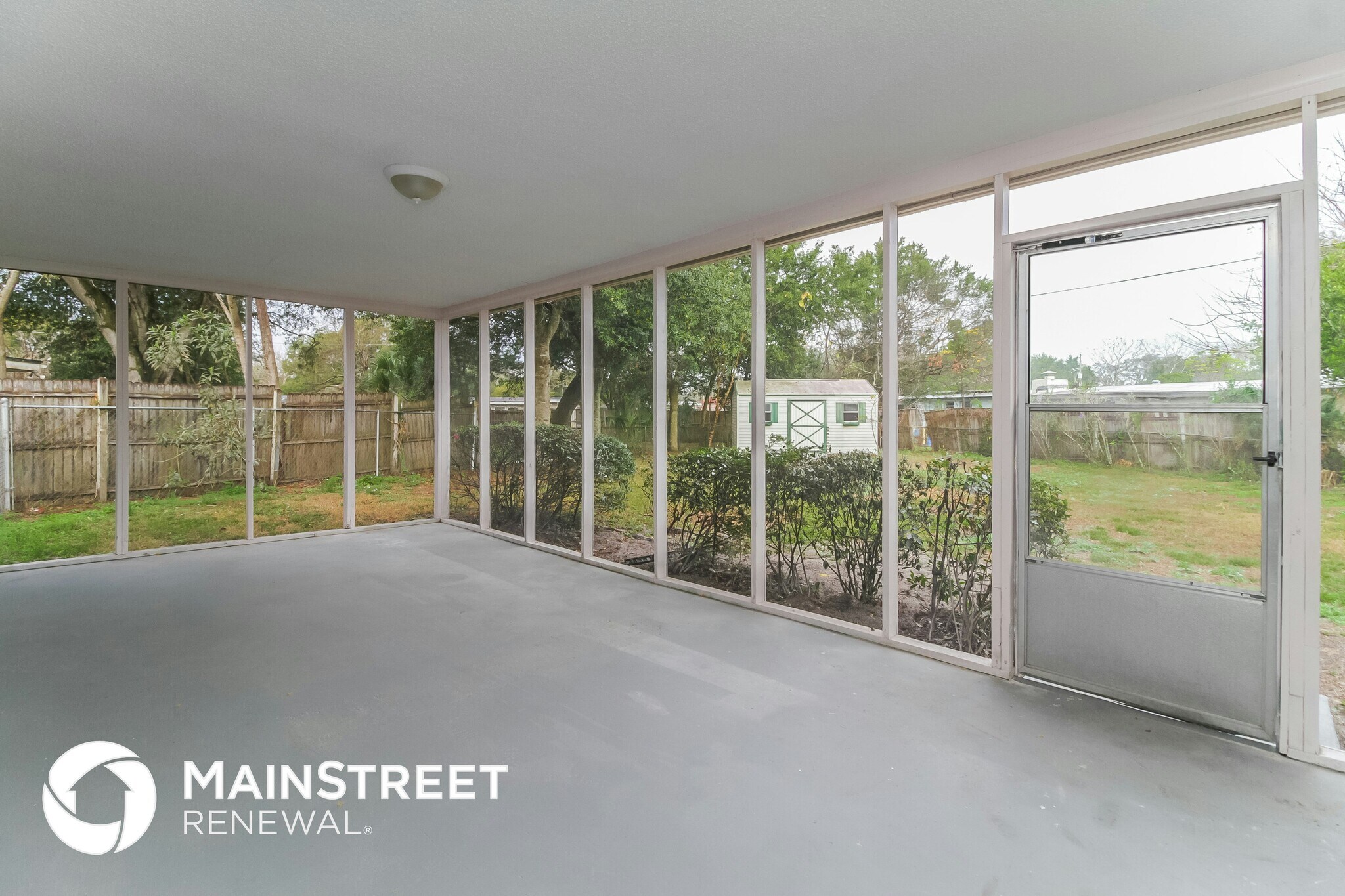 Building Photo - 950 Lormann Cir