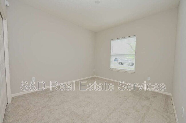 Building Photo - 1731 Oceania Ave