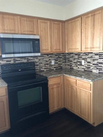 Building Photo - 5802 Falconcrest Dr