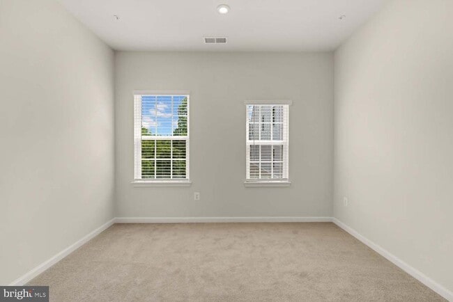 Building Photo - 4113 -B Chickadee Ct