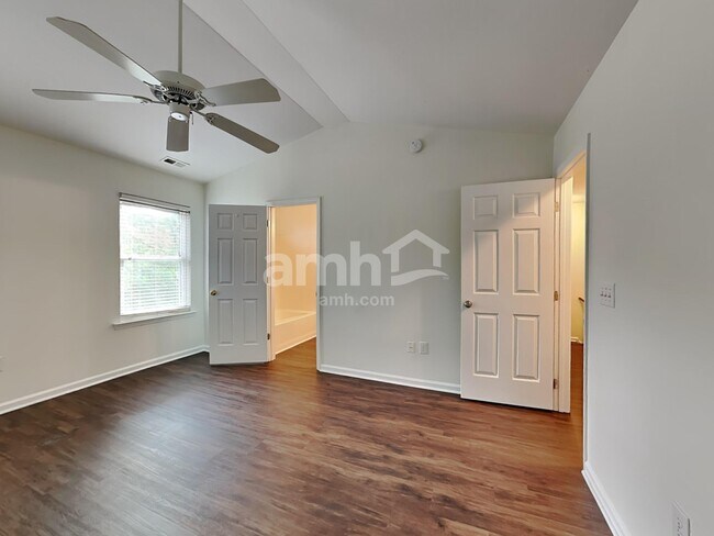Building Photo - 4401 Cobble Creek Ln