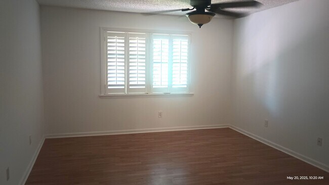 Building Photo - 3 bedrooms  in The Trails subdivision in O...