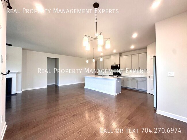 Building Photo - 3012 Striped Maple Ct