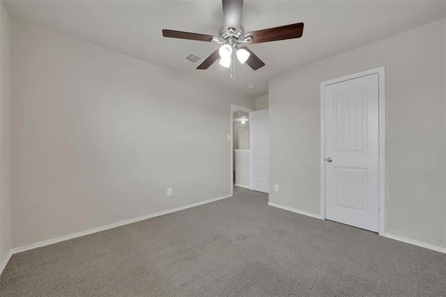 Building Photo - 2133 Meadow View Dr