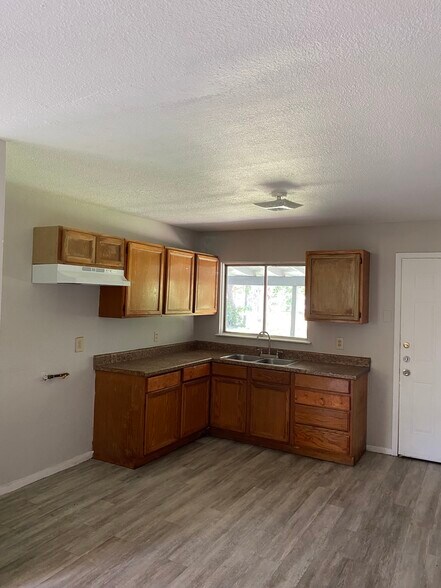 Building Photo - 4318 Wild Oak Dr