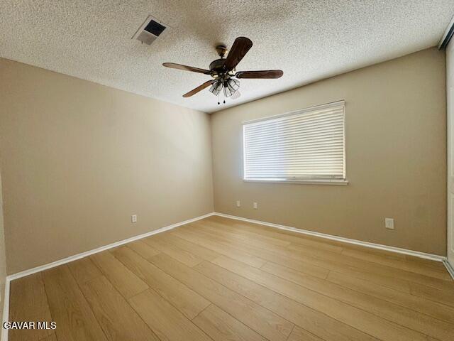 Building Photo - 42636 Roadrunner Way