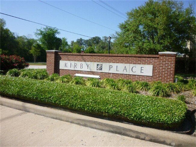 Building Photo - 1123 Elmgrove Park Ln