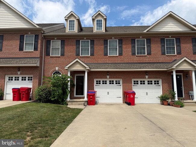 Building Photo - 2735 Keebler Ct