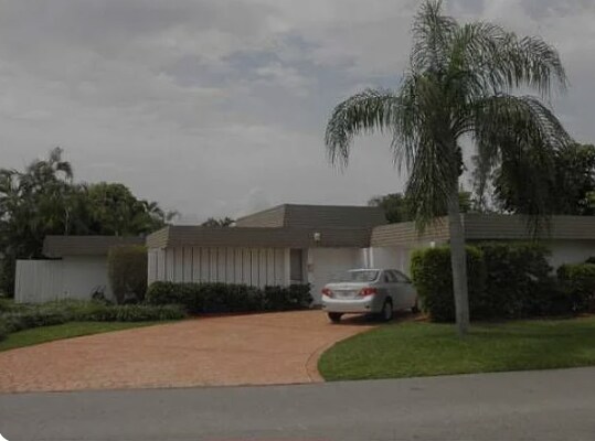 Building Photo - 5708 Mulberry Dr