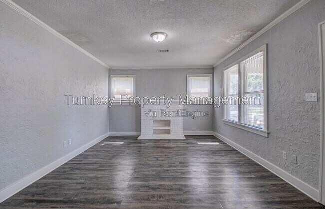 Building Photo - 1508 Sycamore St