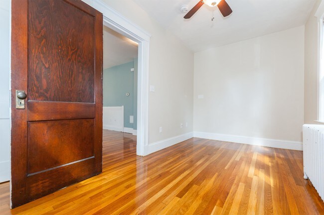 Building Photo - 19 St Peter St