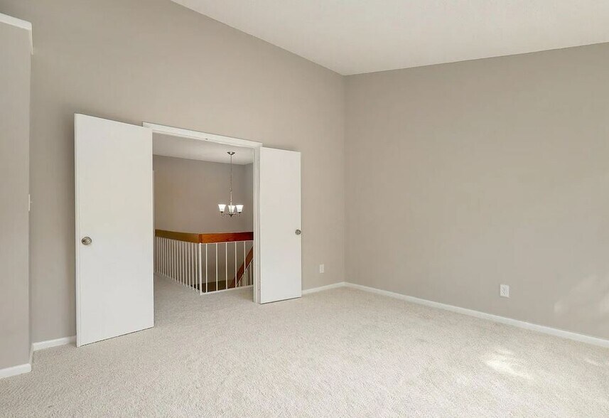 Building Photo - 3085 Bridgeton Ct