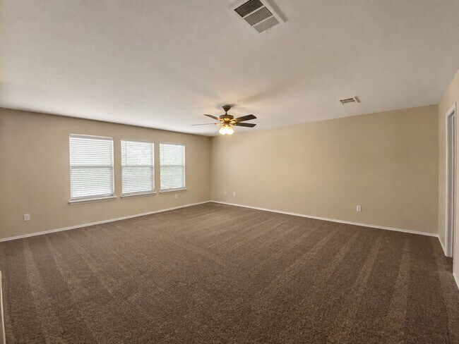 Building Photo - 525 Eagles Nest Cove